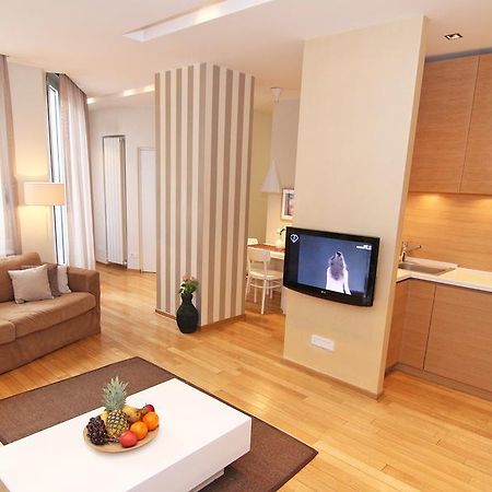 Apartment Centro Belgrade Luaran gambar